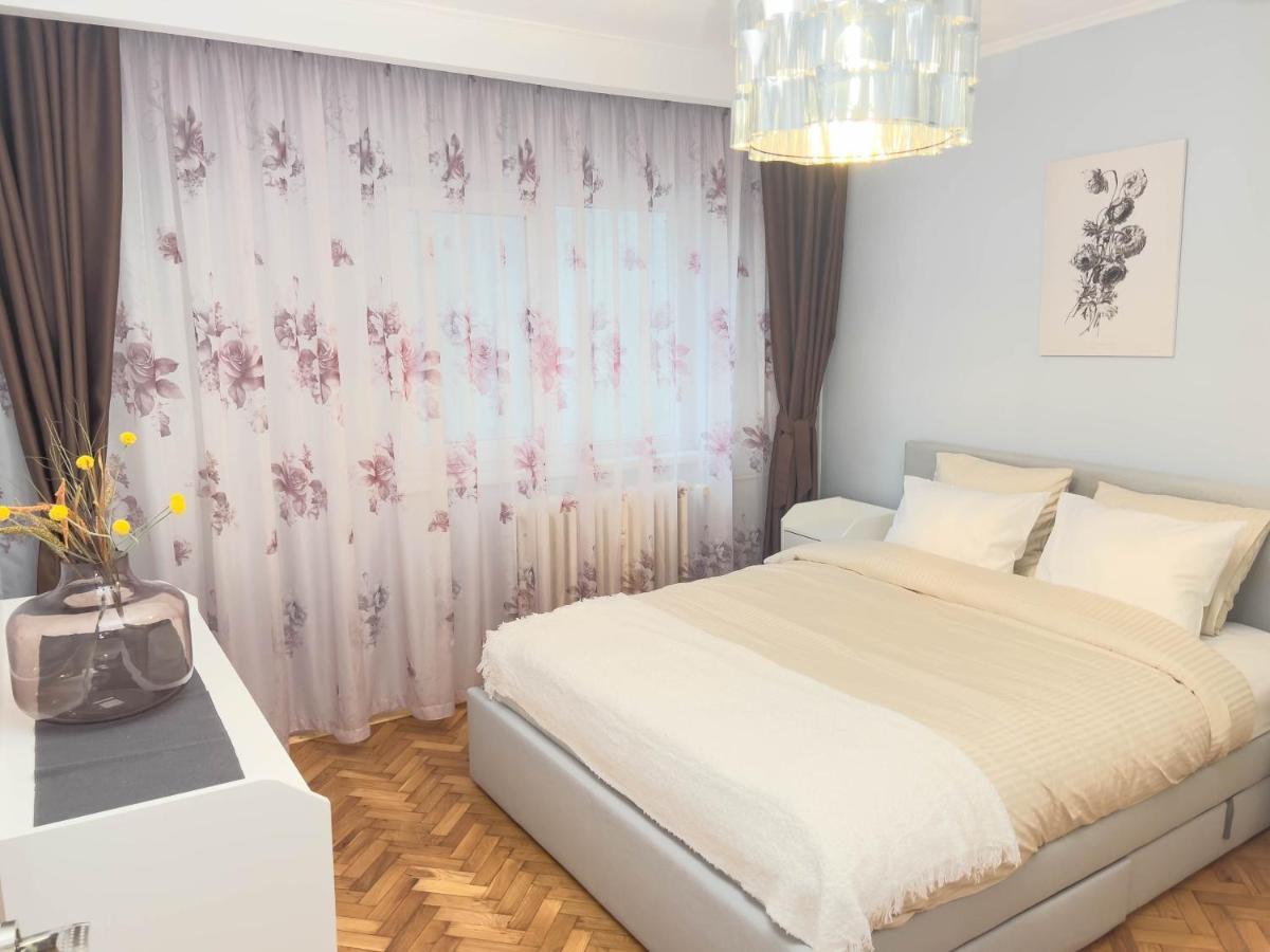 Oradea Comfort Corner Exterior photo
